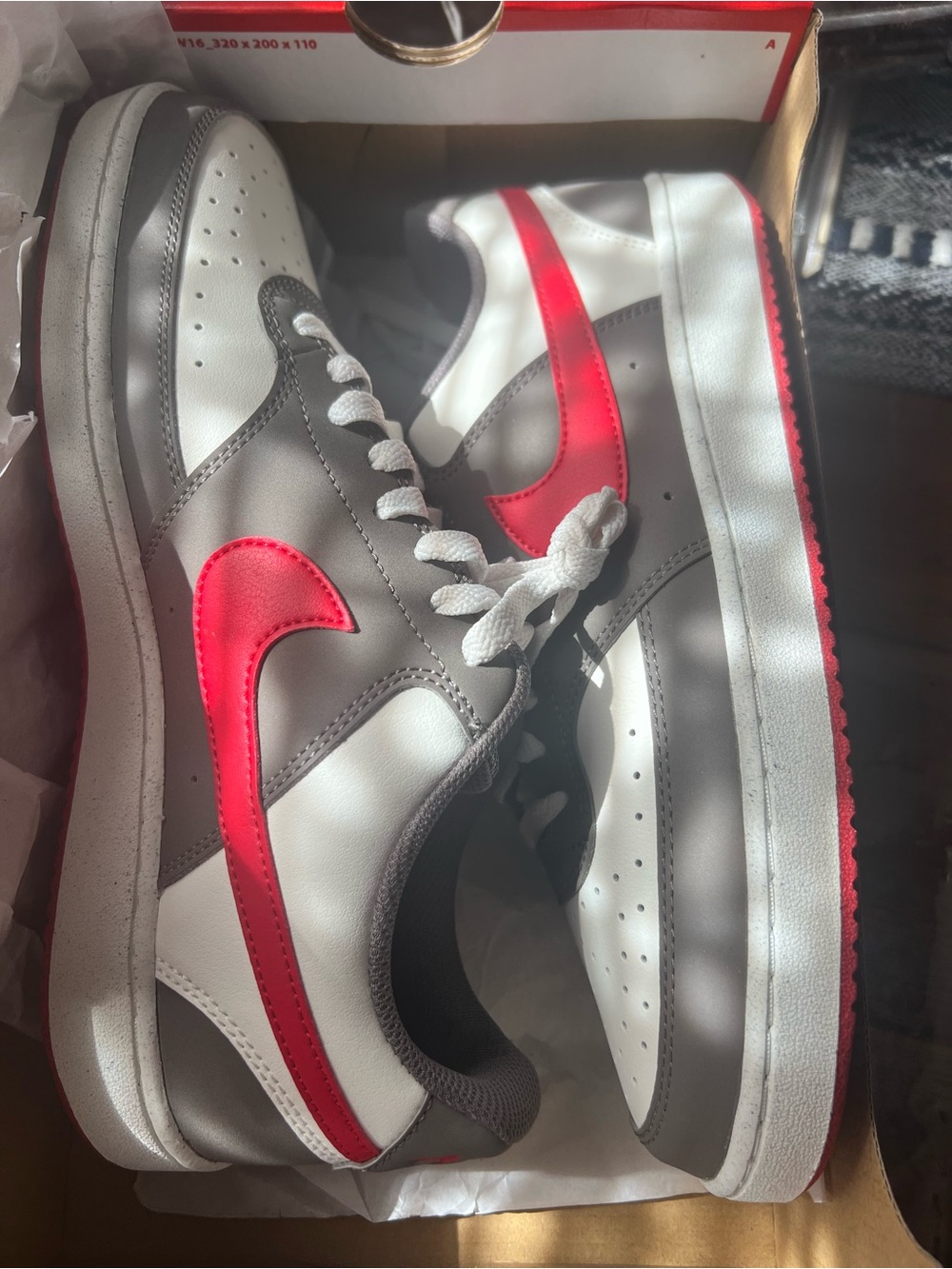 Nike Men's Gray, White & Red Low-Top Sneakers